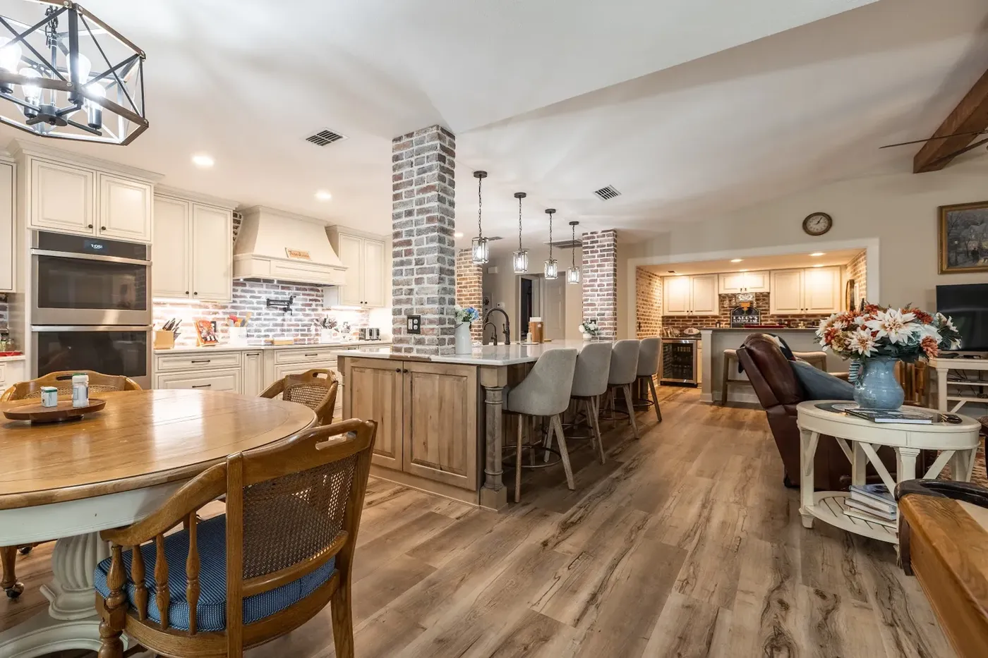 Salt & Pepper remodel after