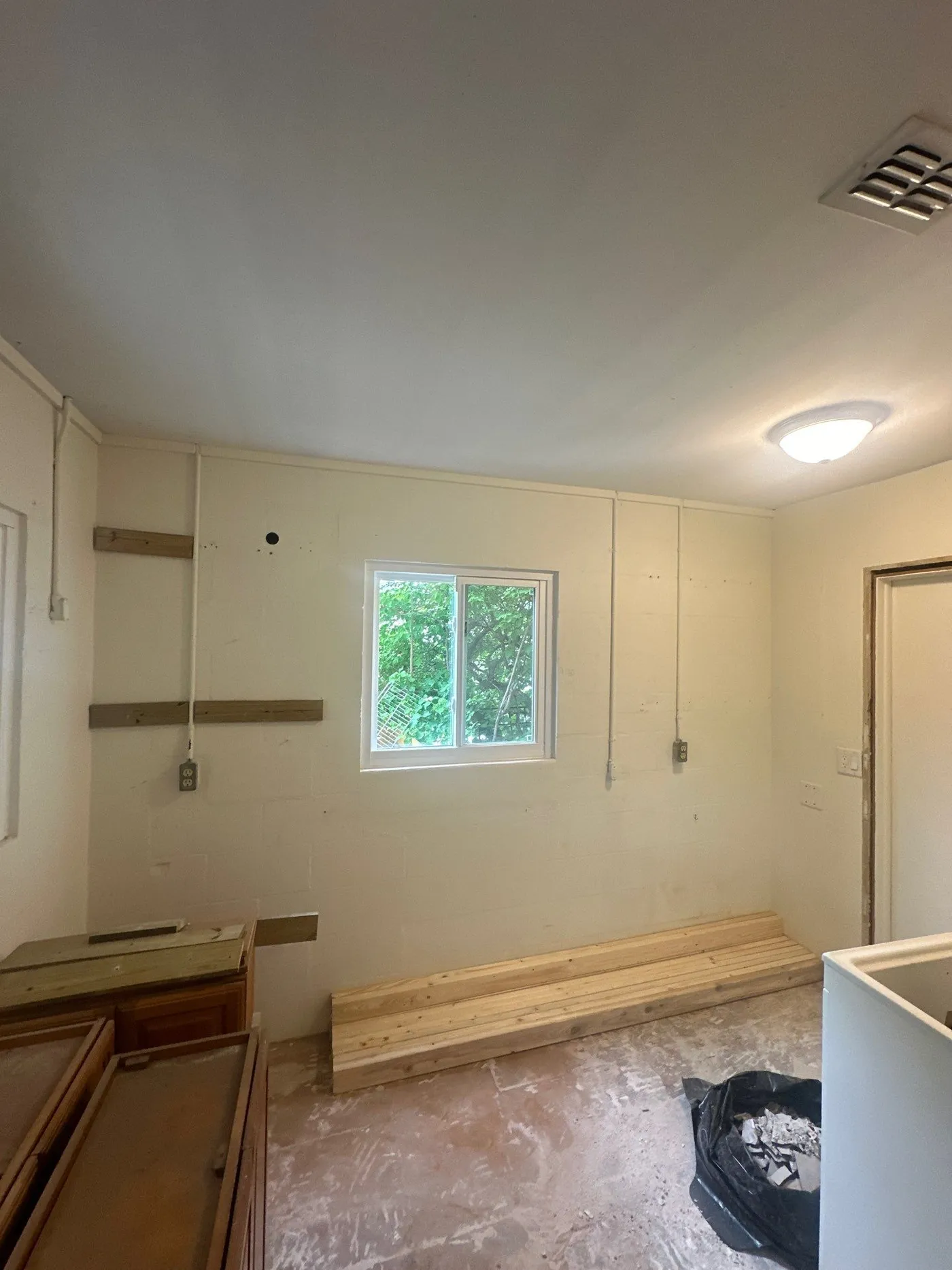 Salt & Pepper remodel before